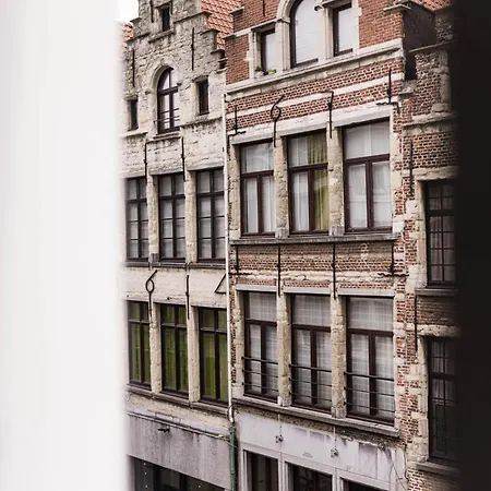 Gorgeous Getaway In The Old Centre Of Antwerp