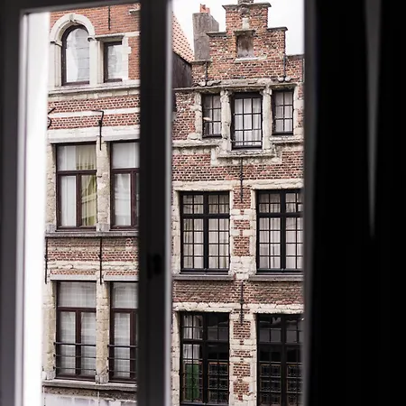 Gorgeous Getaway In The Old Centre Of Apartment